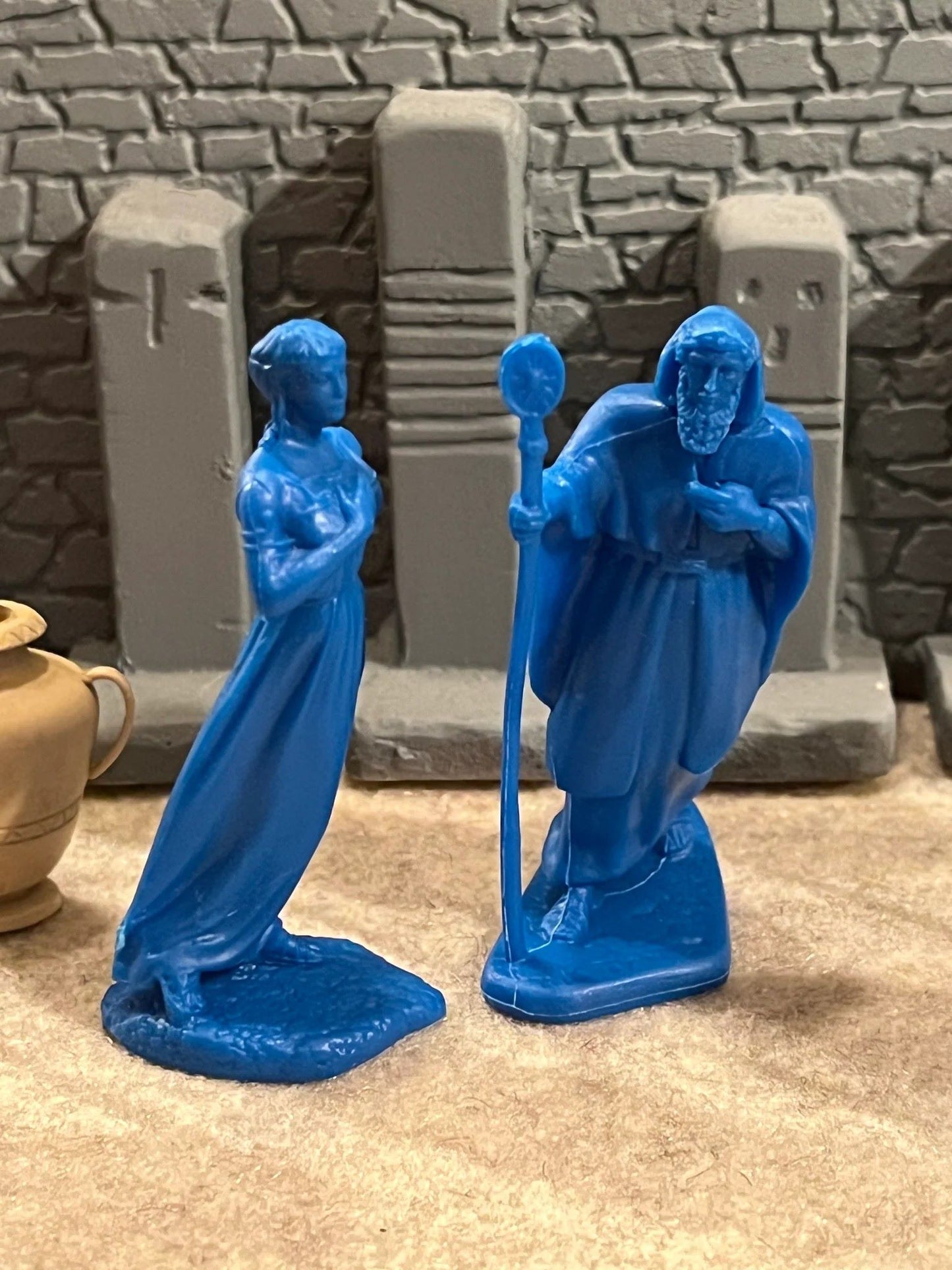 LOD Enterprises Plastic Figure Mini-Sets HEROES OF THE ILIAD HELEN & PRIAM -BLUE