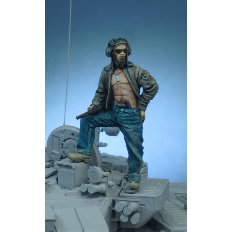 PARACEL MINIATURES MODERN WAR SERIES MW3540 ARAB TANKER 5 "PRETTY BOY"
