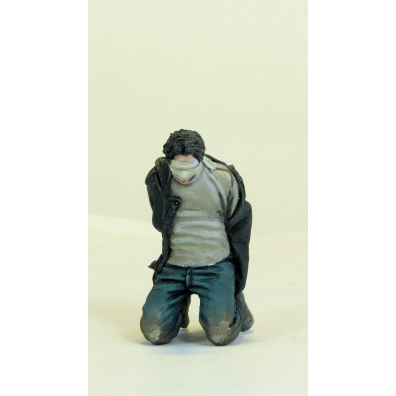 PARACEL MINIATURES MODERN SERIES MW3537 POW 3- 1 RESIN FIGURE