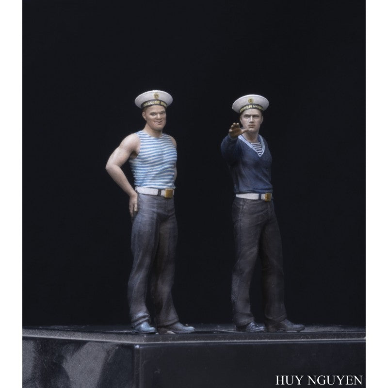 PARACEL MINIATURES MODERN WAR SERIES MW3554 SOVIET SAILORS (2 FIGURES)