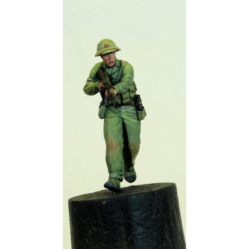PARACEL MINIATURES VIETNAM SERIES NVA3505 NVA STORMTROOPER J (NJHIA)
