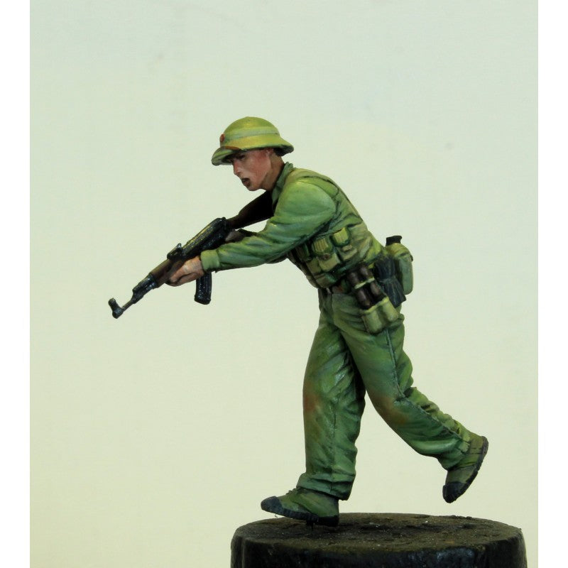 PARACEL MINIATURES VIETNAM SERIES NVA3505 NVA STORMTROOPER J (NJHIA)