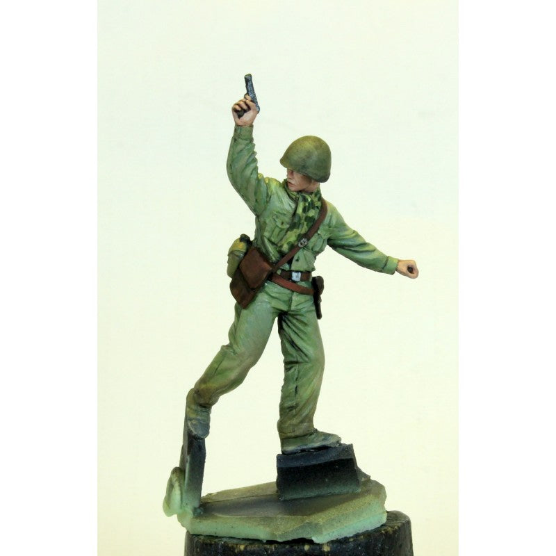 PARACEL MINIATURES VIETNAM SERIES NVA3504 NVA STORMTROOPER LEADER 1 (DAI)