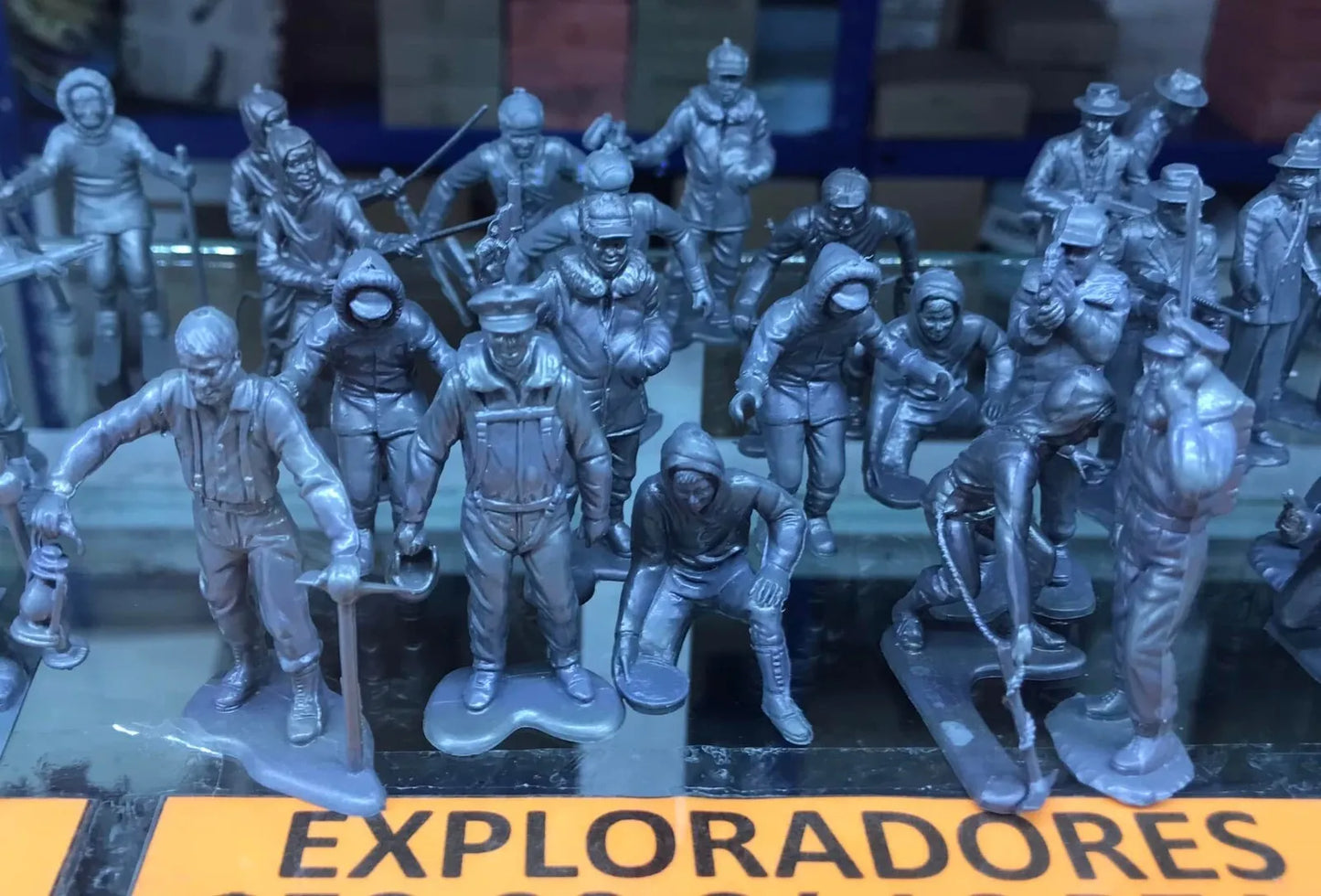 MARX TOYS RECAST 54MM ARCTIC EXPLORERS PLAYSET REISSUE 16 FIGURES-DARK GREY