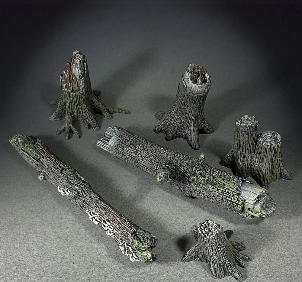BRITAINS DIORAMA ACCESSORIES 53025 WAR TORN TREES & STUMPS
