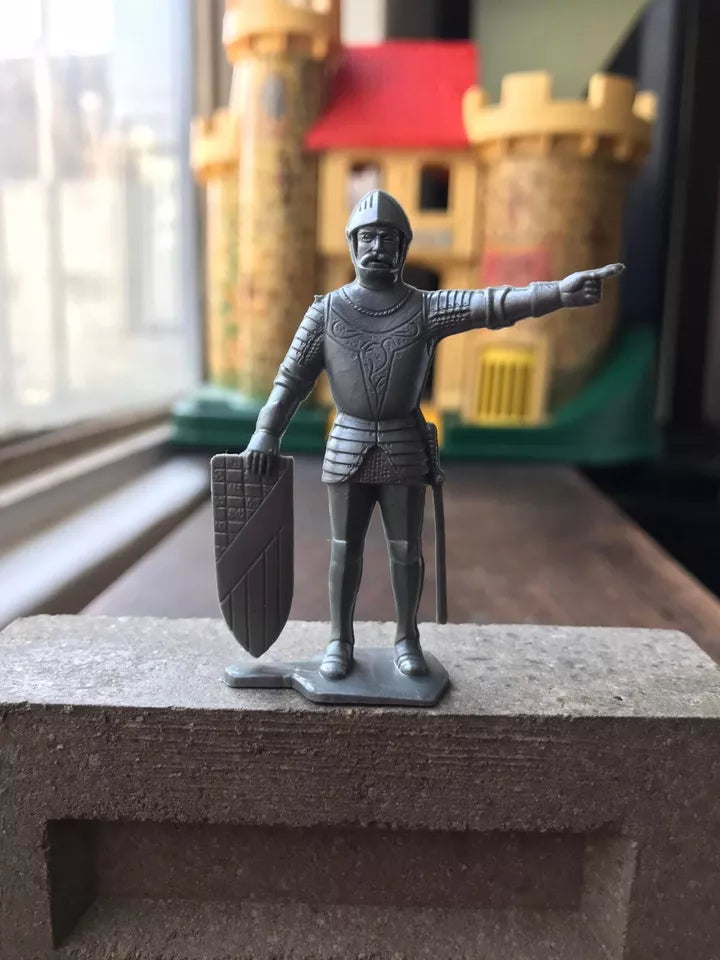 MARX TOYS RECAST 54 MM MEDIEVAL KNIGHTS REISSUE-16 FIGURES-SILVER GREY