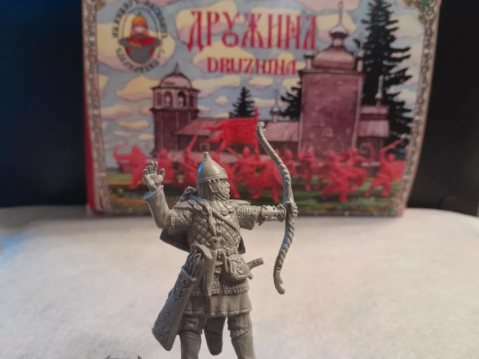 ENGINEER BASEVICH SET 39 DRUZHINA (SQUAD) 12 FIGURES IN 12 POSES-UNBOXED