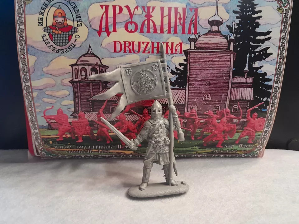 ENGINEER BASEVICH SET 39 DRUZHINA (SQUAD) 12 FIGURES IN 12 POSES-UNBOXED