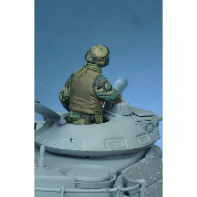 PARACEL MINIATURES DESERT EAGLE SERIES DE3502 "MR. GUNNY" 1:35