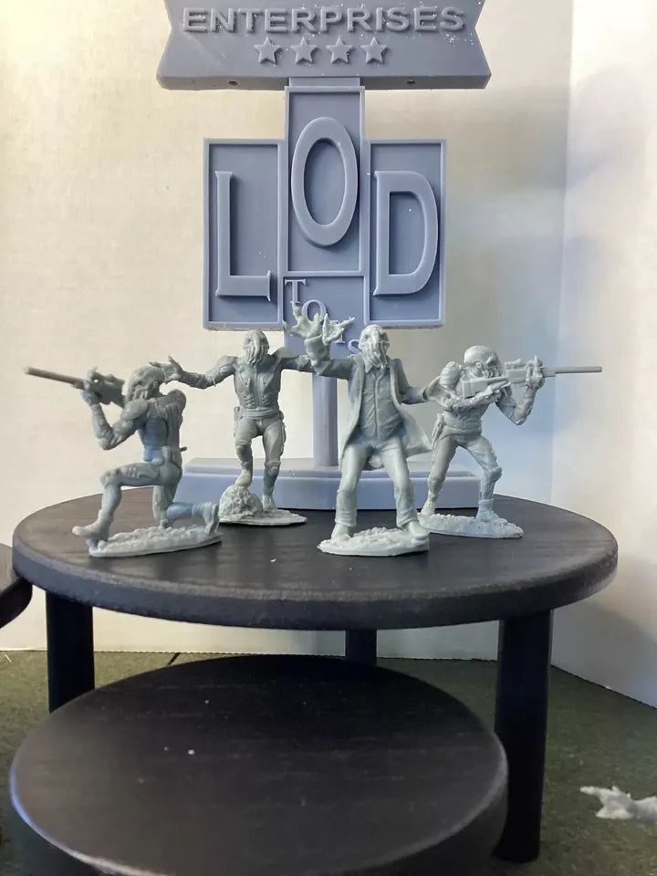 LOD Enterprises Plastic Figure Set LOD081 THE ALIENS (ANOTHER PLAN 2) GRAY