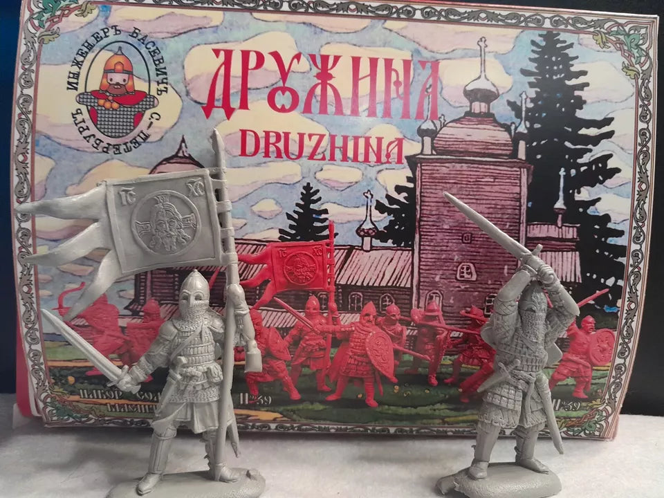 ENGINEER BASEVICH SET 39 DRUZHINA (SQUAD) 12 FIGURES IN 12 POSES-UNBOXED