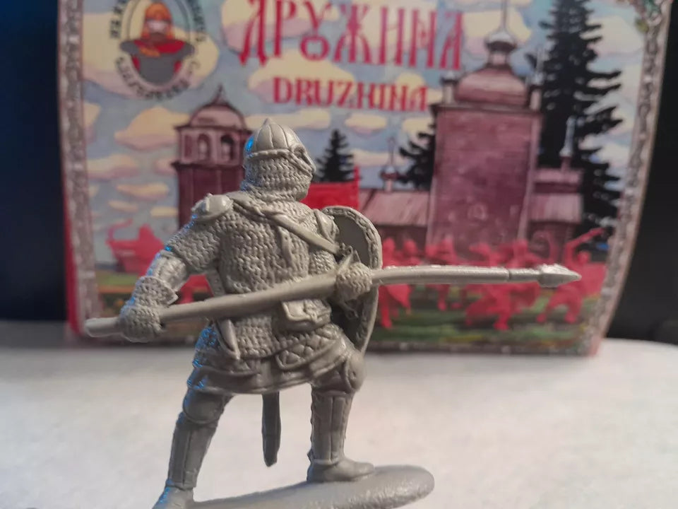 ENGINEER BASEVICH SET 39 DRUZHINA (SQUAD) 12 FIGURES IN 12 POSES-UNBOXED