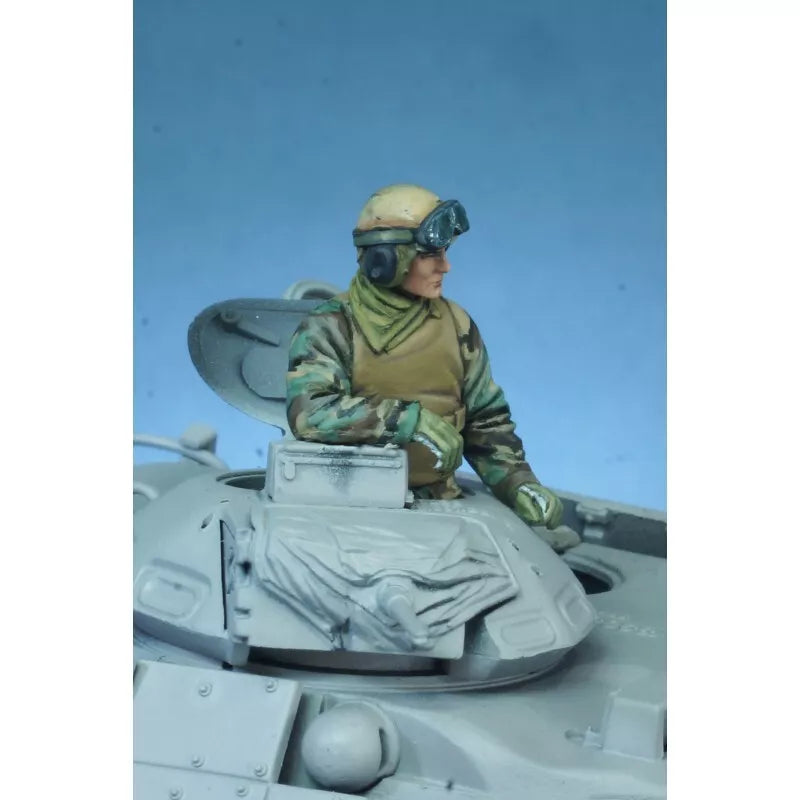 PARACEL MINIATURES DESERT EAGLE SERIES DE3502 "MR. GUNNY" 1:35