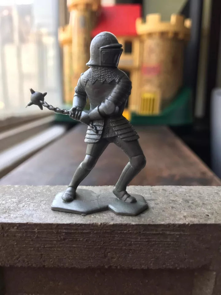 MARX TOYS RECAST 54 MM MEDIEVAL KNIGHTS REISSUE-16 FIGURES-SILVER GREY