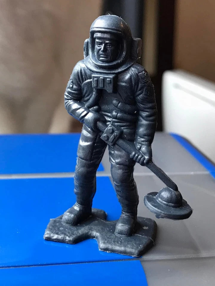 MARX TOYS RECAST 54 MM APOLLO ASTRONAUT PLAYSET REISSUE-15 FIGURES-DARK GREY