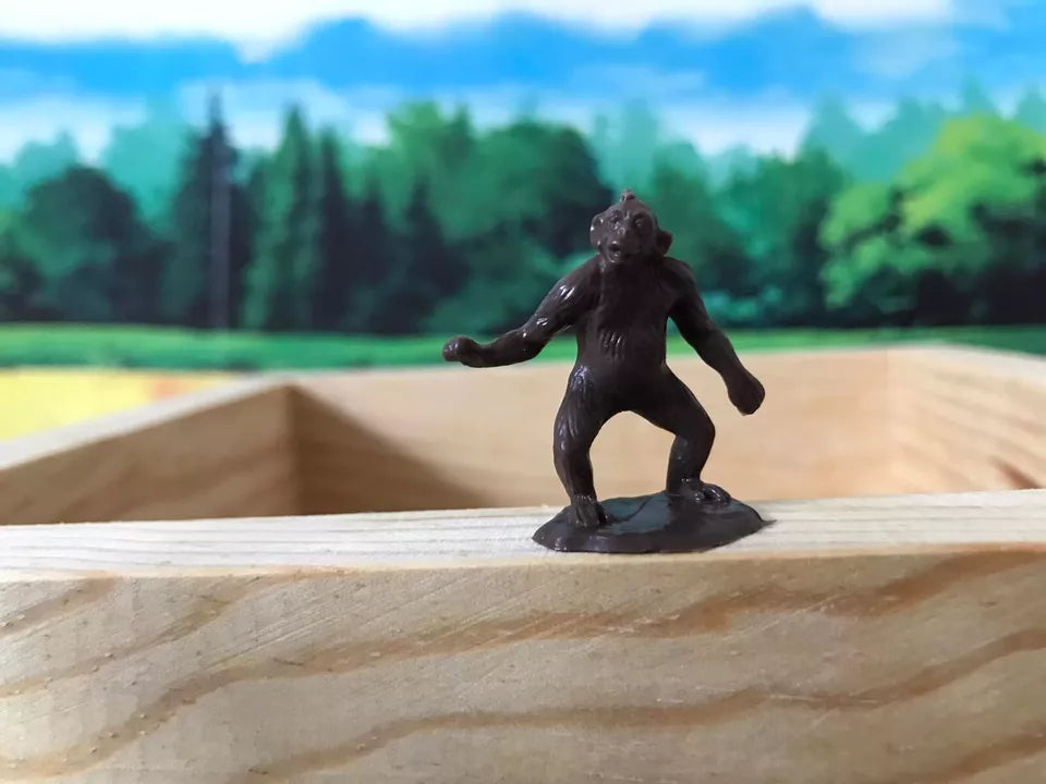 MARX TOYS RECAST 54 MM DAKTARI AFRICAN PLAYSET REISSUE-16 FIGURES- BROWN