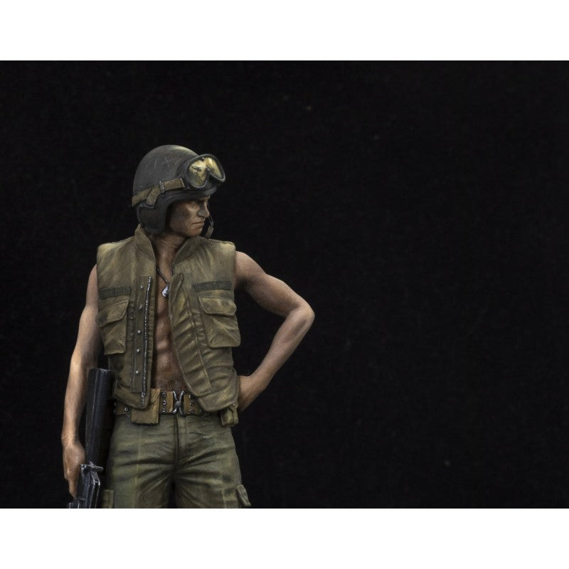 PARACEL MINIATURES MODERN WAR BIG SCALE SERIES BS 1605 1:16 US AFV COMMANDER