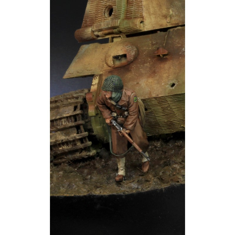 PARACEL MINIATURES WWII SERIES SET WW35-022 US CPT. ZUSSMAN (M1 RIFLEMAN)