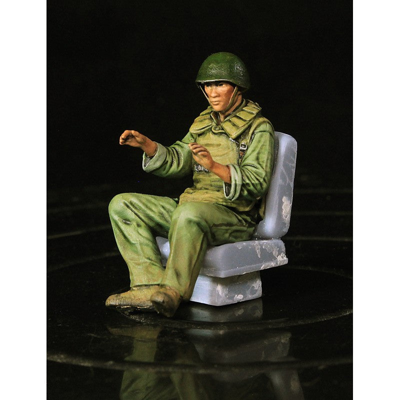 PARACEL MINIATURES VIETNAM SERIES BVN3519 NVA TRUCK CREWS- 4 FIGURES