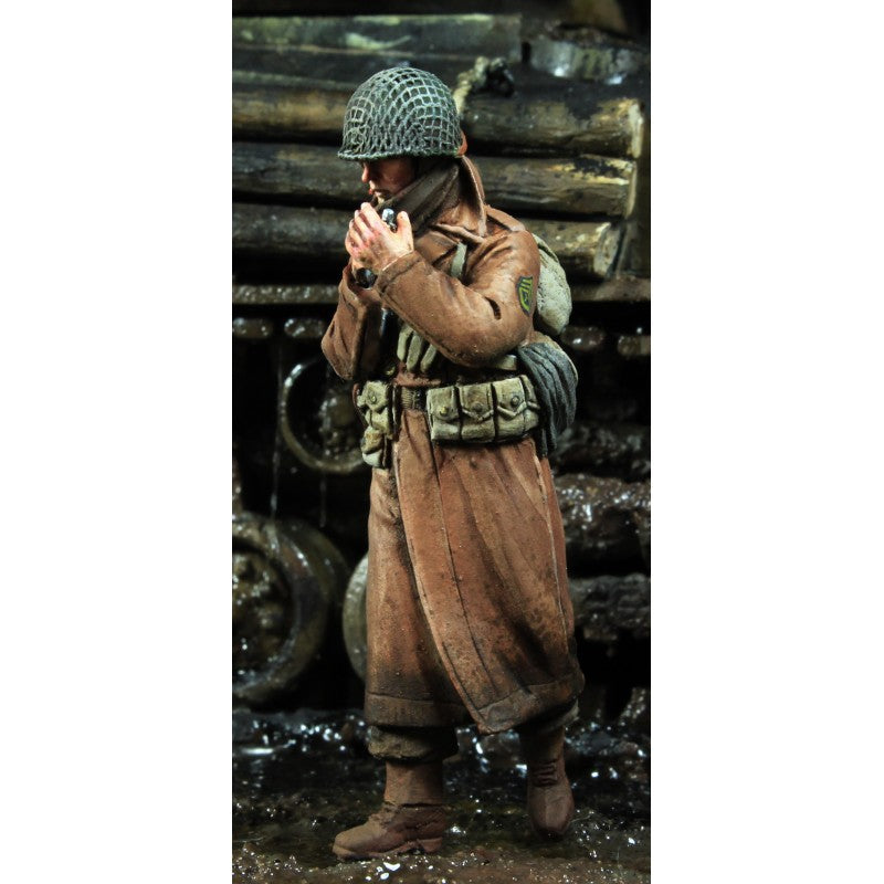 PARACEL MINIATURES 1:35 WWII SERIES SET WW35-017 US GI PVT MILES (SMOKER)