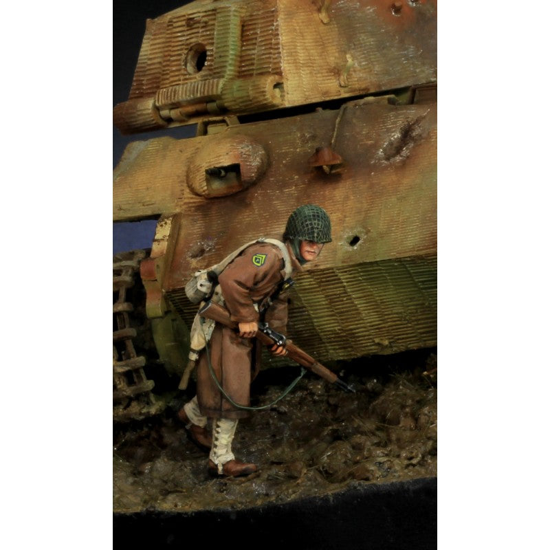 PARACEL MINIATURES WWII SERIES SET WW35-022 US CPT. ZUSSMAN (M1 RIFLEMAN)