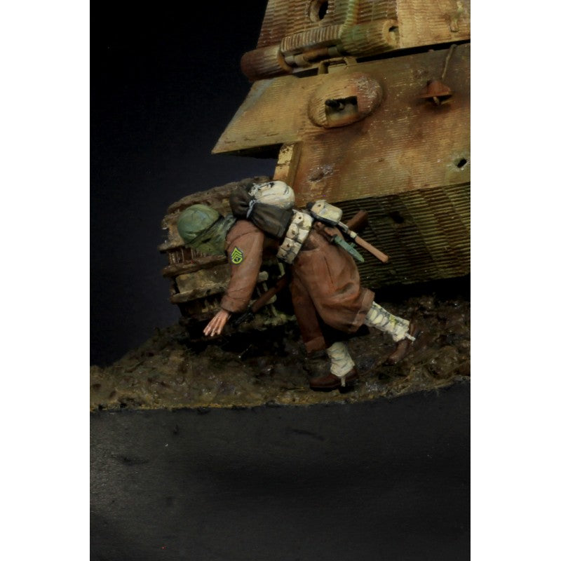 PARACEL MINIATURES WWII SERIES SET WW35-023 US GI CPL. DILLARD (SLOW DOWN)