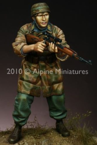 ALPINE MINIATURES 1:16 SET 16010 WWII GERMAN FALLSCHIRMJAGER SNIPER  (1 FIGURE)