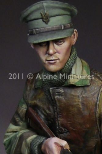 ALPINE MINIATURES 1:16 SET 16013 WWII BRITISH S.A.S. COMMANDO (1 FIGURE)