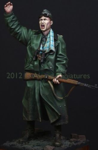 ALPINE MINIATURES 1:16 SET 16015 WWII GERMAN KURT MEYER LSSAH 1941 (1 FIGURE)