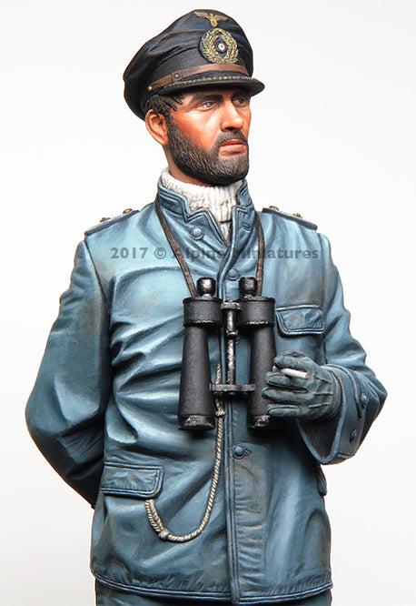 ALPINE MINIATURES 1:16 SET 16036 WWII GERMAN U-BOAT WATCH OFFICER (1 FIGURE)