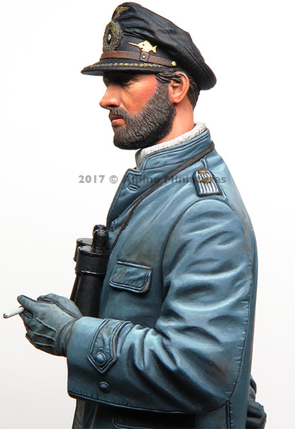 ALPINE MINIATURES 1:16 SET 16036 WWII GERMAN U-BOAT WATCH OFFICER (1 FIGURE)