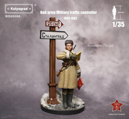 KATYAGRAD MINIATURES 1:35 KG35036 RED ARMY MILITARY TRAFFIC OFFICER (WITH BASE)