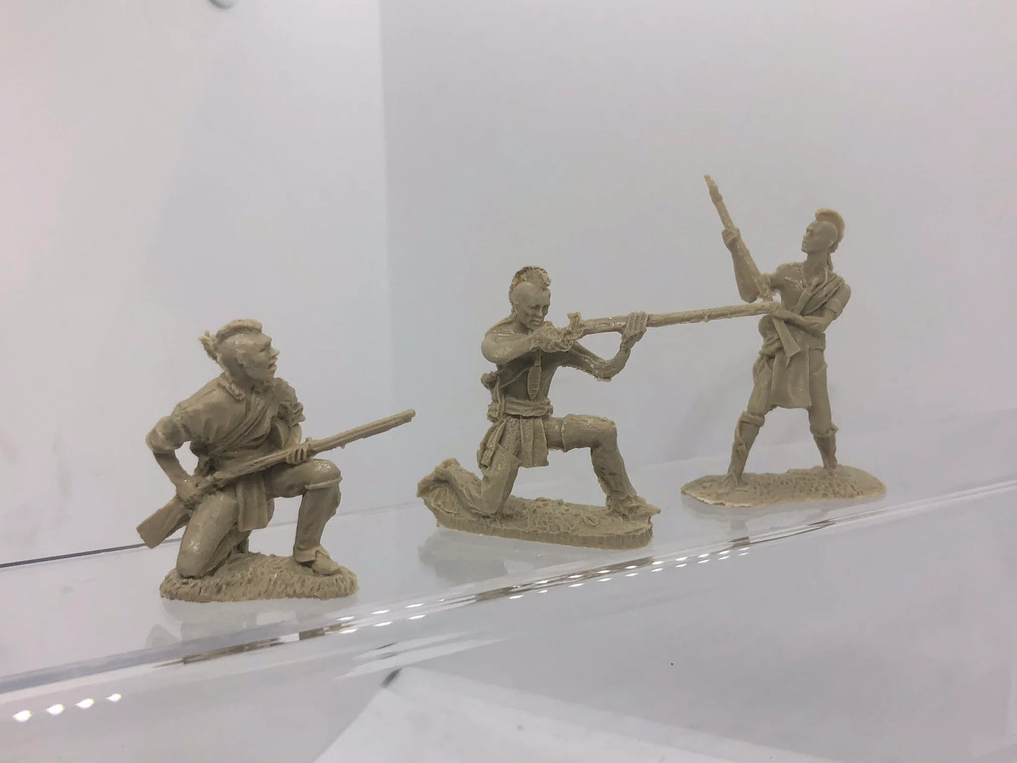LOD Enterprises Barzso Plastic Figure Set LOD033 MOHAWK INDIANS