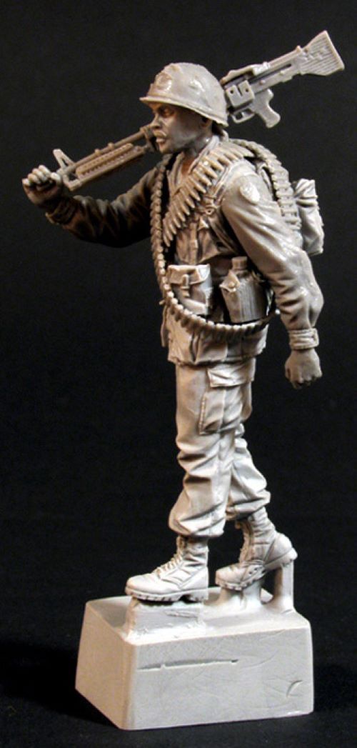 BRAVO *6 35004 VIETNAM WAR  1968 U.S. INFANTRY MACHINE GUNNER 1:35