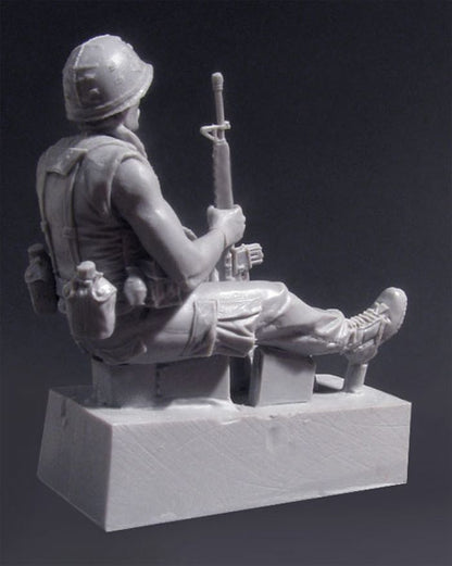 BRAVO *6 35008 VIETNAM WAR  1968 U.S. MECH INFANTRY SERGEANT 1:35