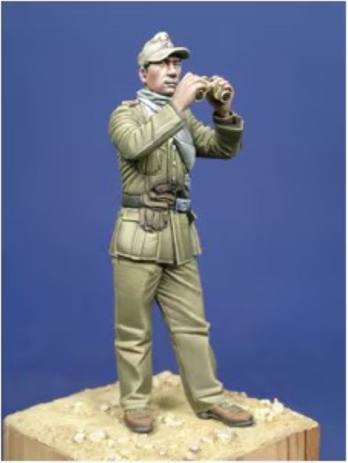 ALPINE MINIATURES 1:35 SET 35017 WWII GERMAN DAK PANZER NCO  (1 FIGURE)