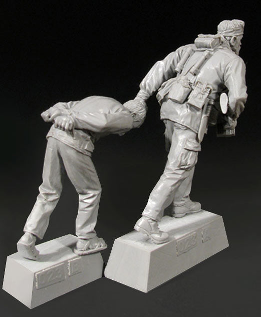 BRAVO *6 35023 VIETNAM WAR U.S. NAVY SEAL (1) & POW 1:35