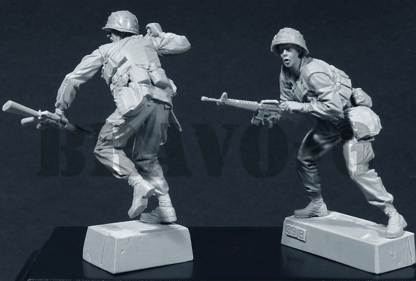 BRAVO *6 35039 VIETNAM WAR 1968 U.S. MARINE CORPS (11) FIRE IN THE HOLE!  1:35