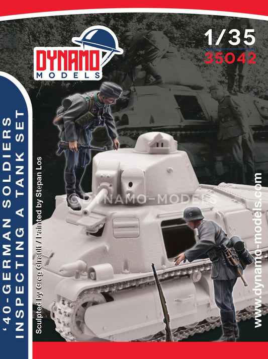 DYNAMO MODEL 35042 WWII  '40s GERMAN SOLDIERS INSPECTING A TANK SET