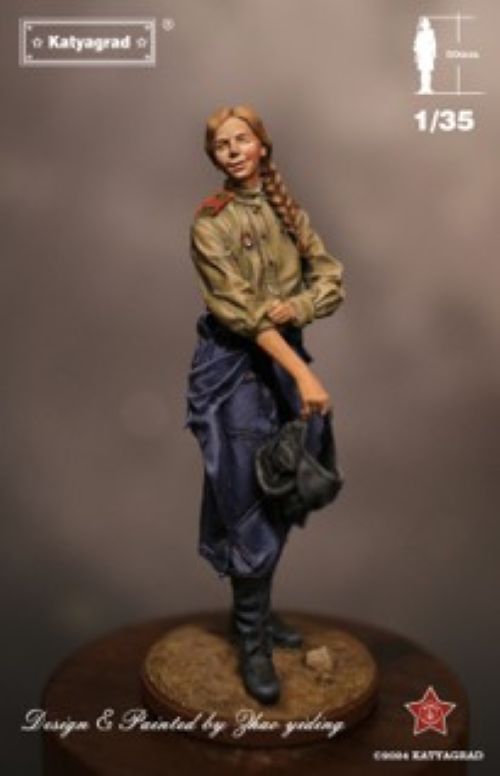 KATYAGRAD MINIATURES 1:35 KG35049 RED ARMY TANK CREW 1943-1945 (1 FIGURE)