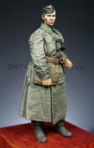 ALPINE MINIATURES 1:35 SET 35054 WWII GERMAN OFFICER #1 (1 FIGURE/2 HEADS)