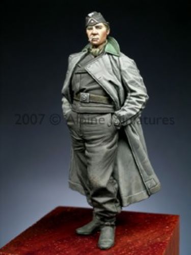 ALPINE MINIATURES 1:35 SET 35055 WWII GERMAN OFFICER #1 (1 FIGURE/2 HEADS)