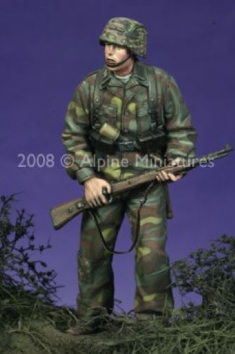 ALPINE MINIATURES 1:35 SET 35061 WWII GERMAN 12 SS "HJ" GRENADIER  (1 FIGURE)