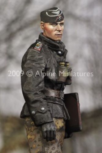 ALPINE MINIATURES 1:35 SET 35075 WWII GERMAN JOACHIM PEIPER IN THE ARDENNES