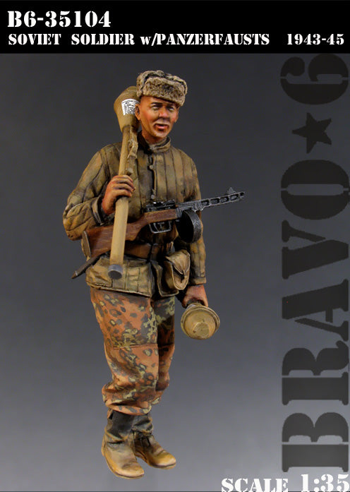 BRAVO *6 35104 WORLD WAR II SOVIET SOLDIER WITH PANZERFAUSTS, 1943-45 (1 FIGURE)