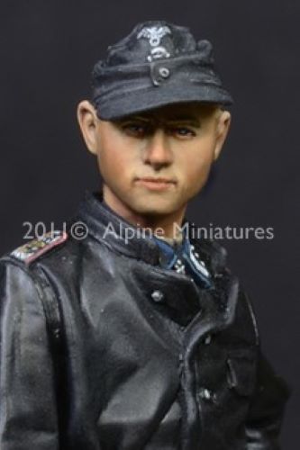 ALPINE MINIATURES 1:35 SET 35120 WWII GERMAN MICHAEL WITTMAN 1944 (1 FIGURE)