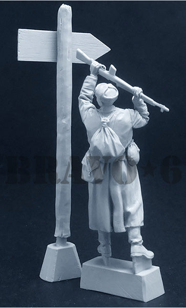 BRAVO *6 35135 WORLD WAR II SOVIET SOLDIER 14. 02. 1943  (1 FIGURE)