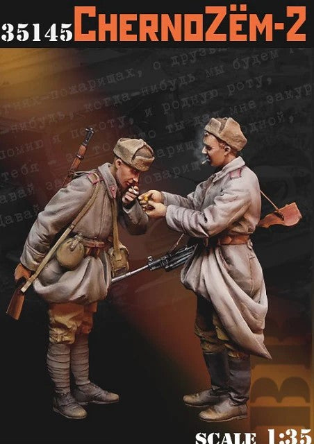 BRAVO *6 35145 WORLD WAR II SOVIET SOLDIERS  CHERNOZEM-2 (2 FIGURES)