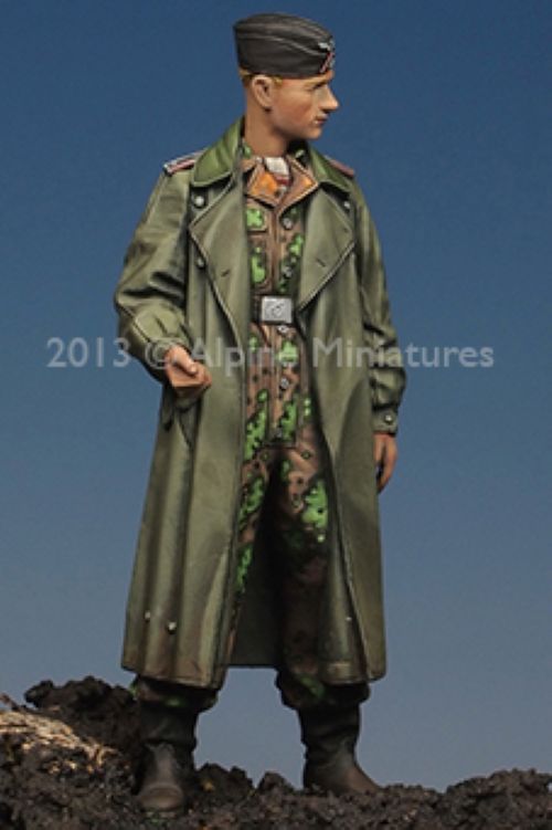 ALPINE MINIATURES 1:35 SET 35158 WWII GERMAN WSS NCO NORMANDY (1 FIGURE)