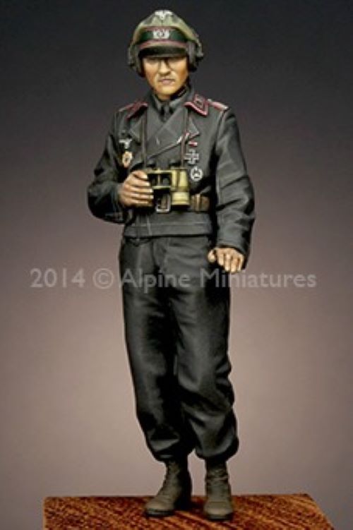 ALPINE MINIATURES 1:35 SET 35175 WWII GERMAN PANZER COMMANDER #1  (1 FIGURE)